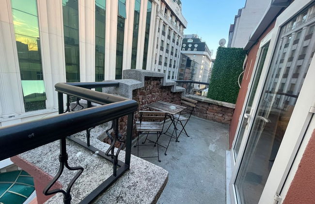 EA Exclusive Hotel - Photo 35