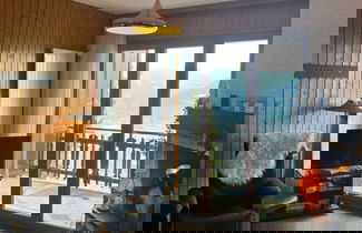 Foto 3 - Charming Apartment Amidst Hills