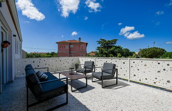 Matohanci Dazzling Villa With Pool - Foto 31