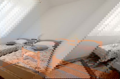 Photo 4 - Cozy Downtown Trogir Apartment With Balcony