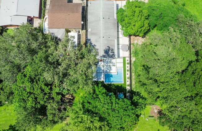 Miami Stay With Pool Luxury - Photo 22