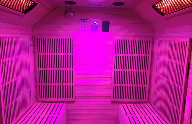 Charming Retreat With Hot Tub & Sauna Sleeps 4 - Foto 28