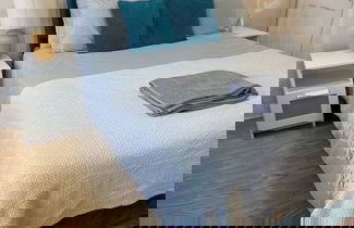 Foto 3 - Modern Townhouse-free Parking-game Room-w-ifi