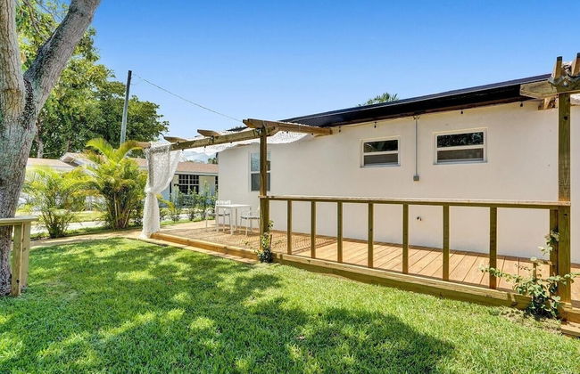 Modern Hallandale Apt w/ Backyard Near Beach - Foto 41