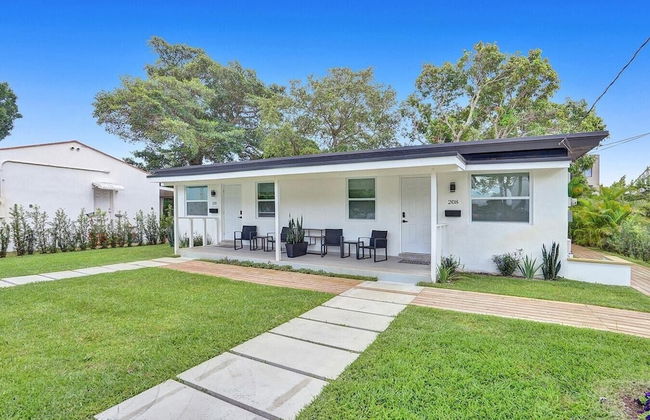 Modern Hallandale Apt w/ Backyard Near Beach - Foto 43