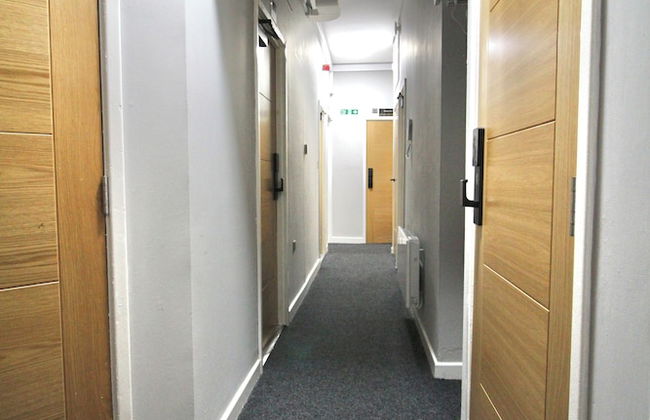 NE1 City Studios & Apartments - Foto 2