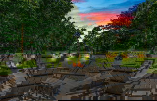 Foto 1 - Group Getaway Modern Cabins Sleep 16 Gatlinburg