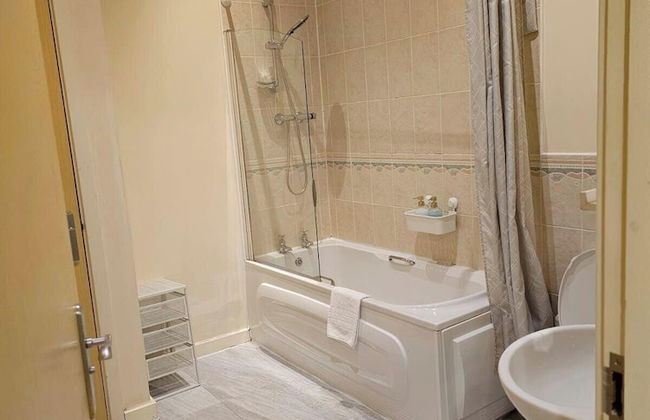 🏡 1BR Flat Nr Childrens Hospital & Uni 🚗 Free Parking - Foto 7