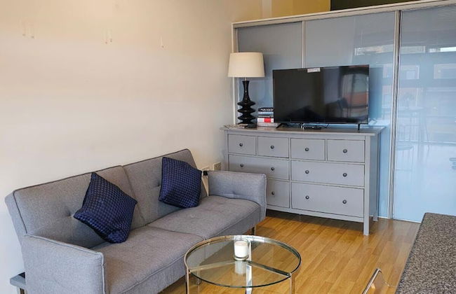 🏡 1BR Flat Nr Childrens Hospital & Uni 🚗 Free Parking - Foto 1