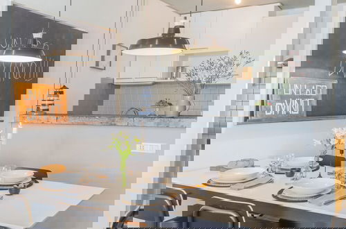 Foto 30 - Casa Corbu by Rent all Como