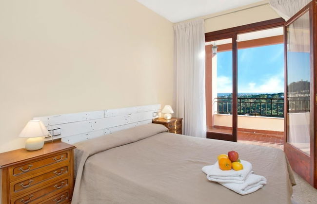 Vila Maer in Blanes With 5 Bedrooms and 2 Bathrooms - Foto 10
