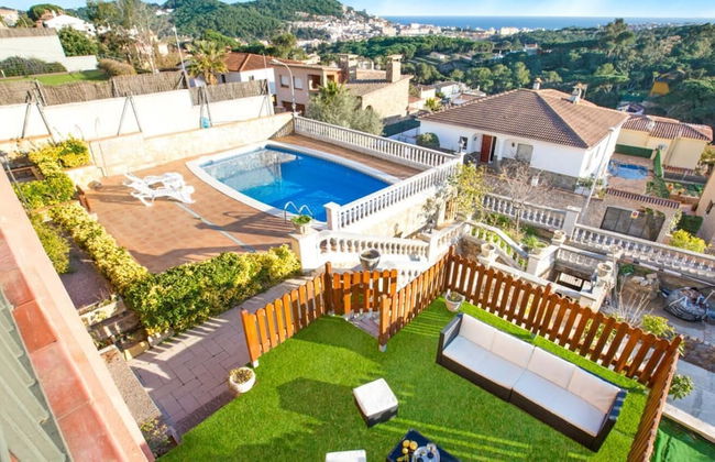 Vila Maer in Blanes With 5 Bedrooms and 2 Bathrooms - Foto 8