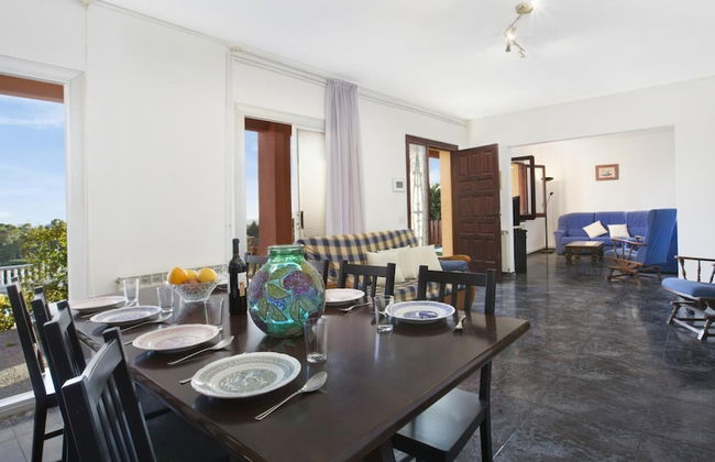Vila Maer in Blanes With 5 Bedrooms and 2 Bathrooms - Foto 17