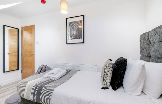 Sustainable Stays - Photo 31
