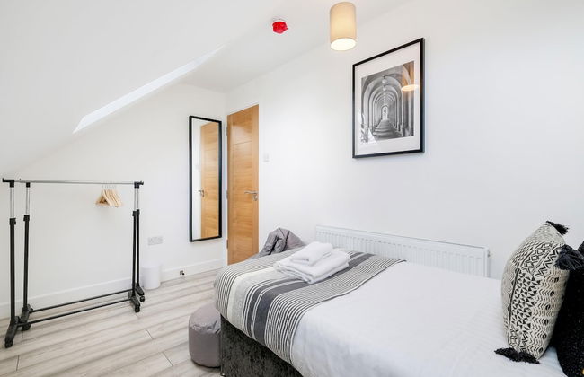 Sustainable Stays - Photo 14