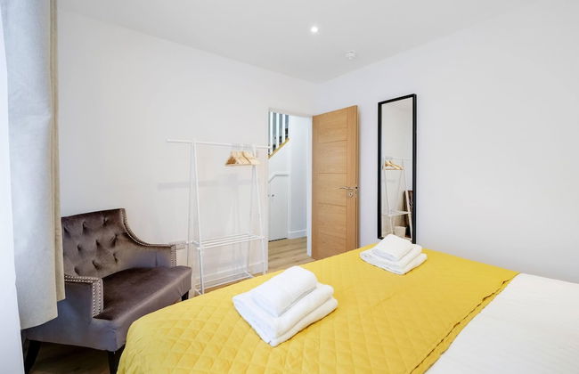 Sustainable Stays - Photo 28