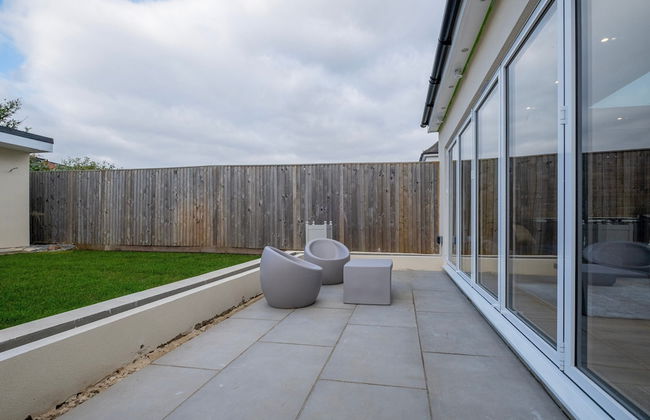 Sustainable Stays - Photo 20
