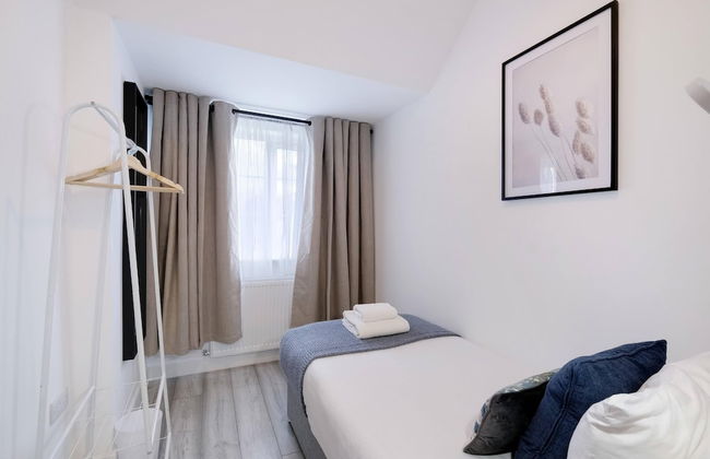 Sustainable Stays - Photo 16