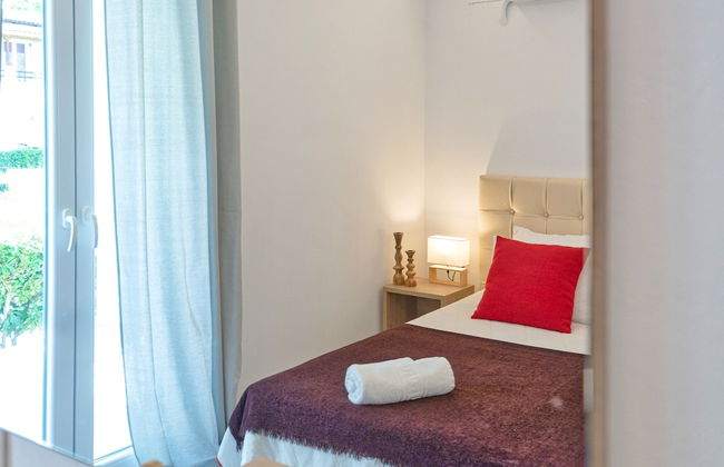 Zografia Apartments - Photo 13