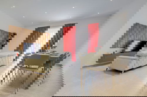 Foto 29 - Elegant Sliema Penthouse, Panoramic Terrace