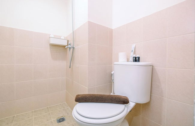 Cool and Warm 2BR at 7th Floor Podomoro Golf View Apartment - Foto 15