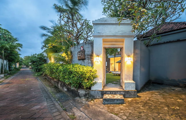 Villa Kangaroo Seminyak - Photo 23
