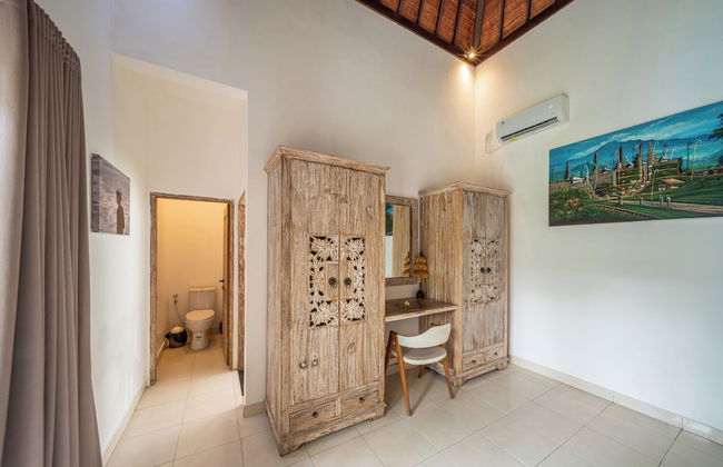 Villa Kangaroo Seminyak - Photo 6