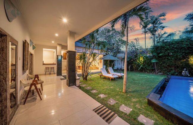 Villa Kangaroo Seminyak - Photo 11
