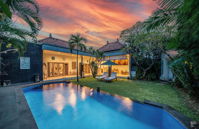 Villa Kangaroo Seminyak - Photo 19