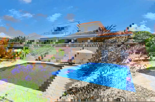 Foto 2 - Cliffside Villa