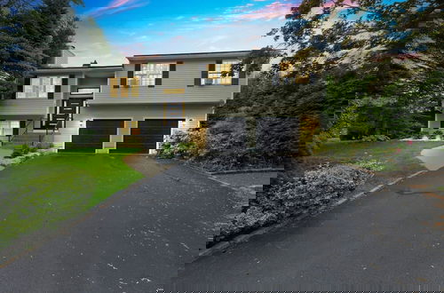 Foto 1 - Minimal Modern Home Getaway 4 Bedroom Home