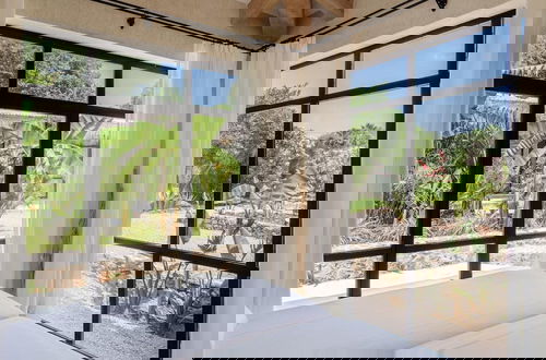 Photo 11 - Lavish Villa With Private Pool
