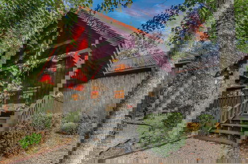 Foto 61 - Summer Wind 2 Bedroom Cabin by RedAwning