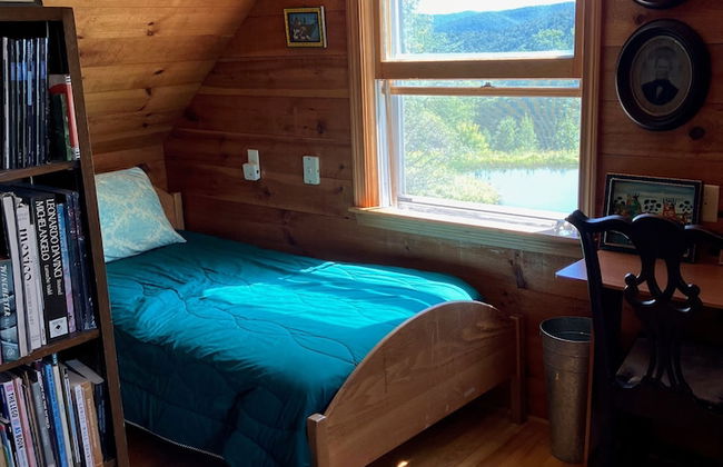 Intrepid Angel Farm Cottage In Bridgewater Corners 2 Bedroom Home - Photo 8