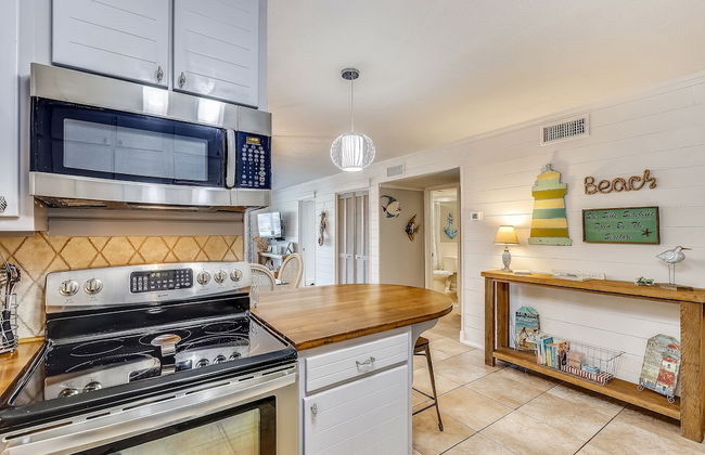 Dolphin Point 105c 2 Bedroom Condo by RedAwning - Foto 8