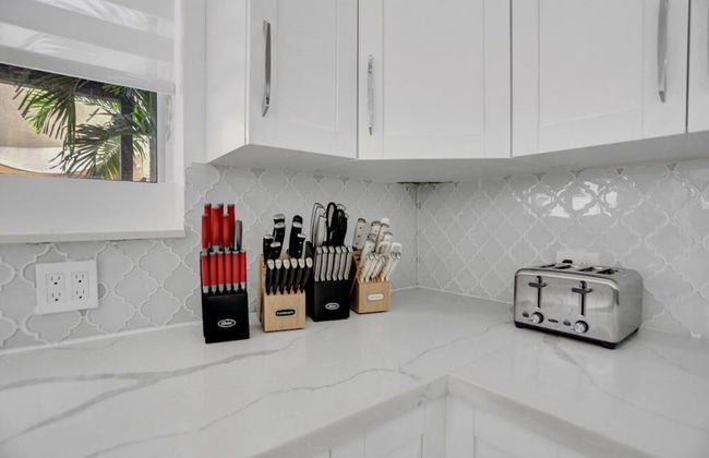 4 Br Designer Home Next To Shul And Community Pool 4 Bedroom Villa - Foto 26