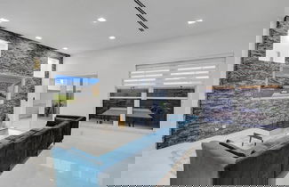 Foto 1 - 4 Br Designer Home Next To Shul And Community Pool 4 Bedroom Villa