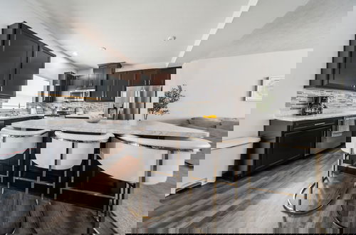 Foto 9 - Veiled Secrets: Unraveling The Mystery Of Solitude 3 Bedroom Home by RedAwning