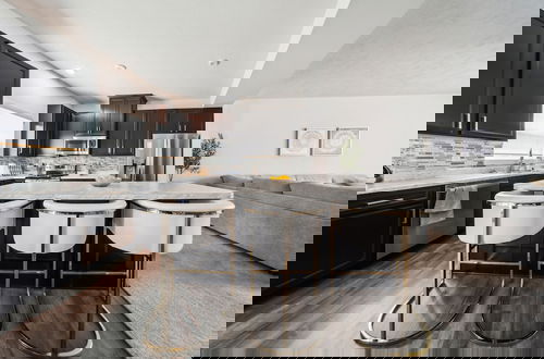 Foto 12 - Veiled Secrets: Unraveling The Mystery Of Solitude 3 Bedroom Home by RedAwning