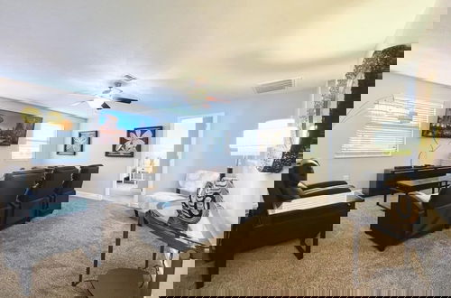 Foto 21 - Beautiful 7 Bed Pool Home With Game Room-9117ecl 7 Bedroom Home