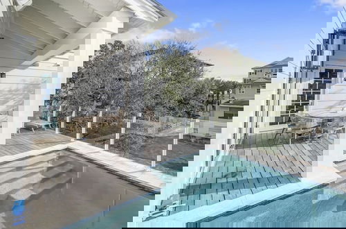 Foto 29 - Gulf Views + Private Pool + Close To Seaside 7br/7.5bth 7 Bedroom Home by RedAwning
