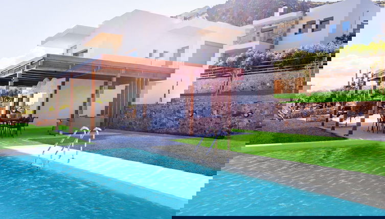 Foto 1 - Luxury Villa U With Private Swimming Pool