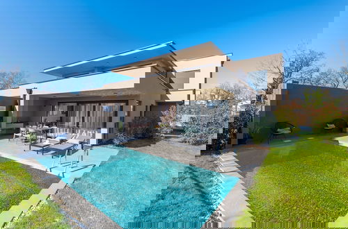 Photo 1 - Modern Apartment With Private Swimming Pool