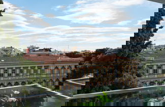 Foto 1 - Velvet Luxury Studios in the City Center by BiNobi!