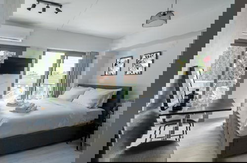 Foto 10 - Velvet Luxury Studios in the City Center by BiNobi!