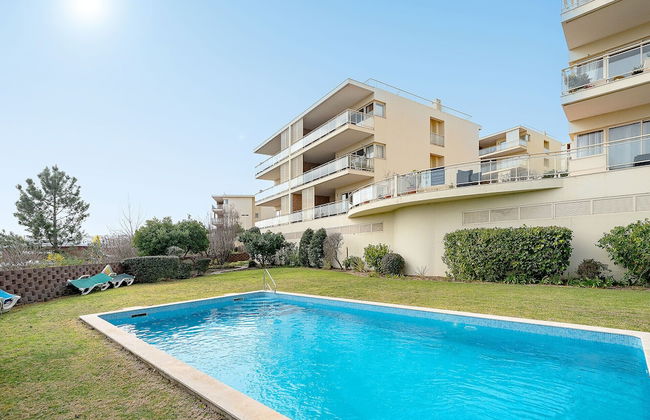 Lagos Terrace With Pool by Homing - Photo 1