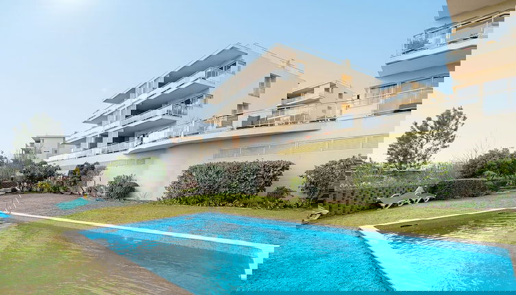 Photo 1 - Lagos Terrace With Pool by Homing