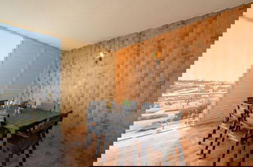 Photo 10 - Lagos Terrace With Pool by Homing