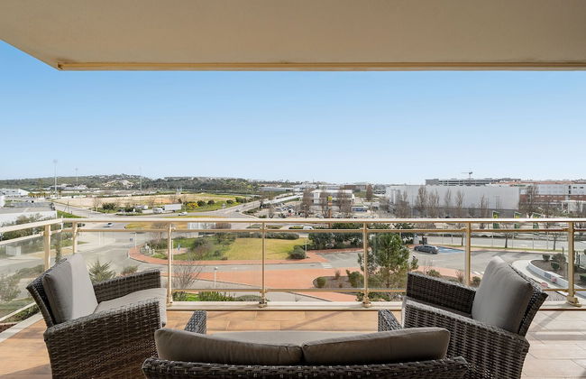 Lagos Terrace With Pool by Homing - Photo 16