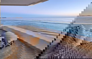 Foto 3 - Luxury New Oceanfront Condo 5BR Sleeps 12